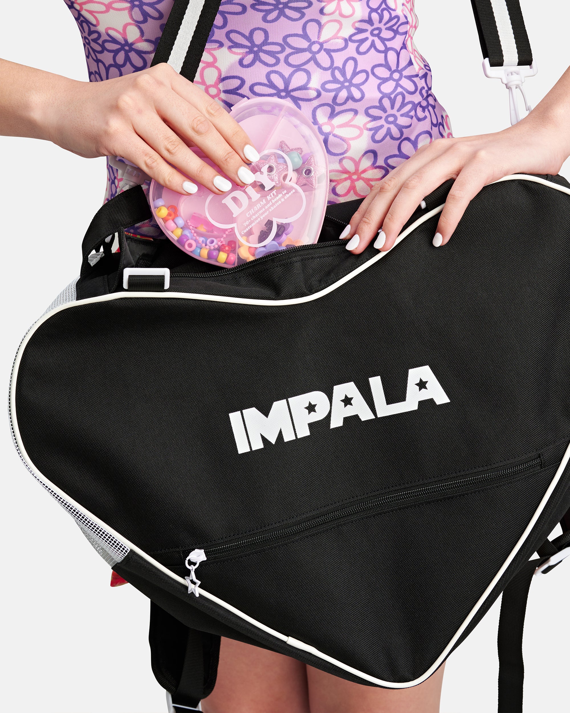 Impala Skate Bag - Black - Image 5